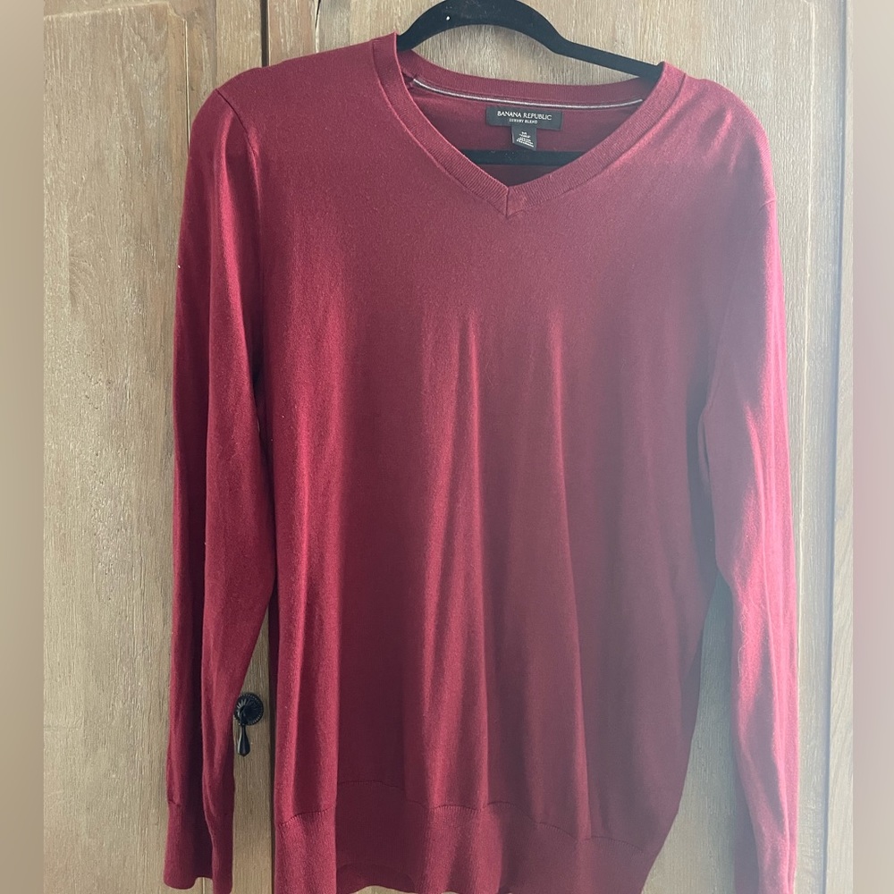 Banana republic sweater, excellent condition